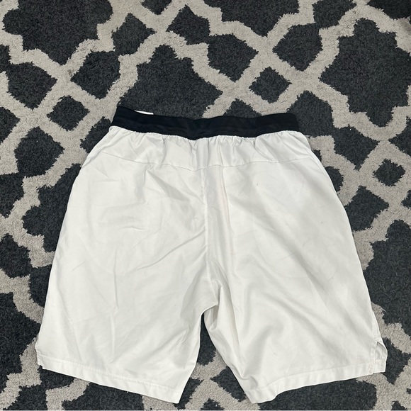 White adidas shorts men’s - Picture 3 of 3